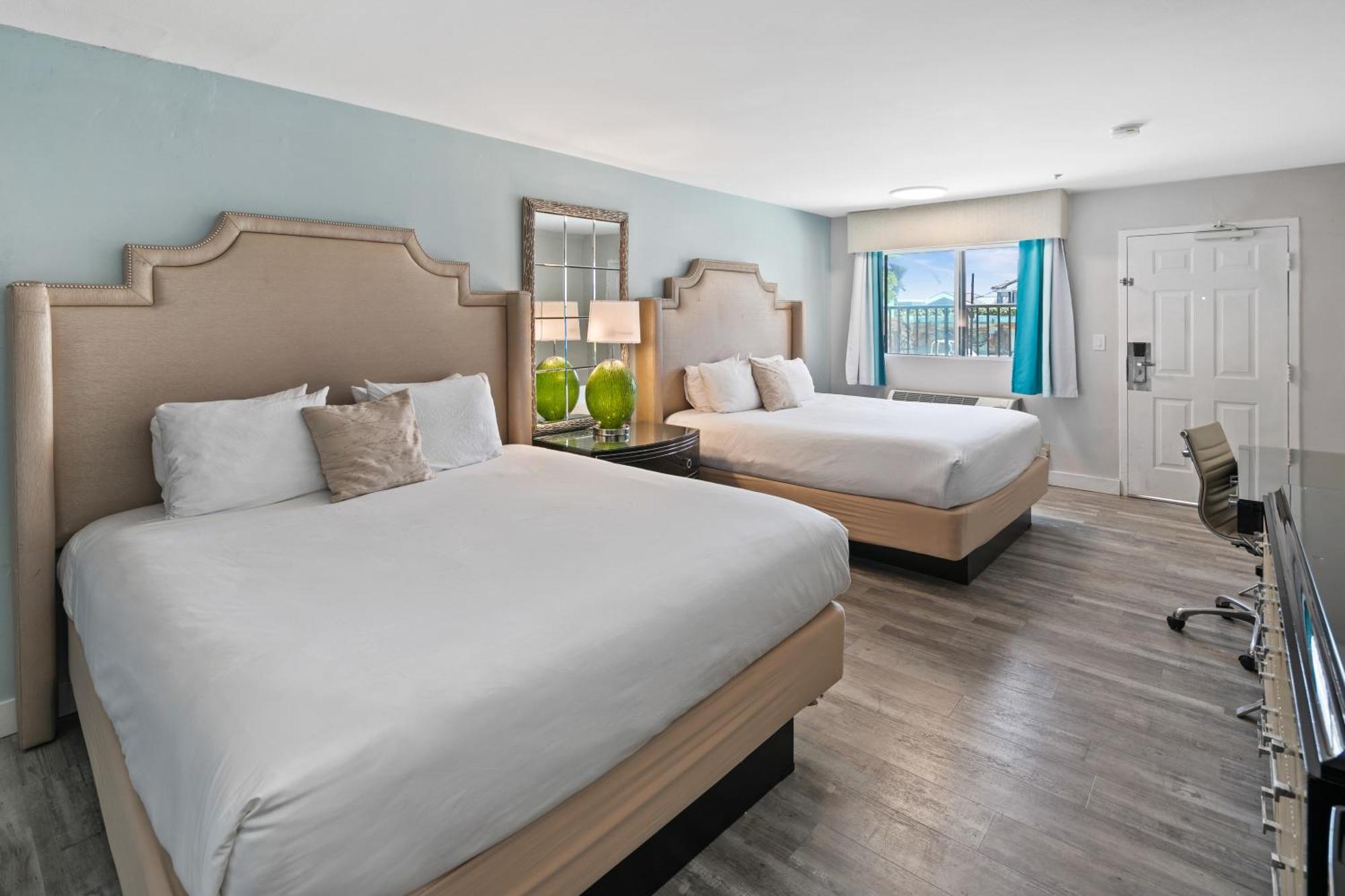 อาร์ต โฮเต็ล ลากูนาบีช เทรดมาร์ค คอลเลคชั่น บาย วินด์แฮม Hotel ภายนอก รูปภาพ