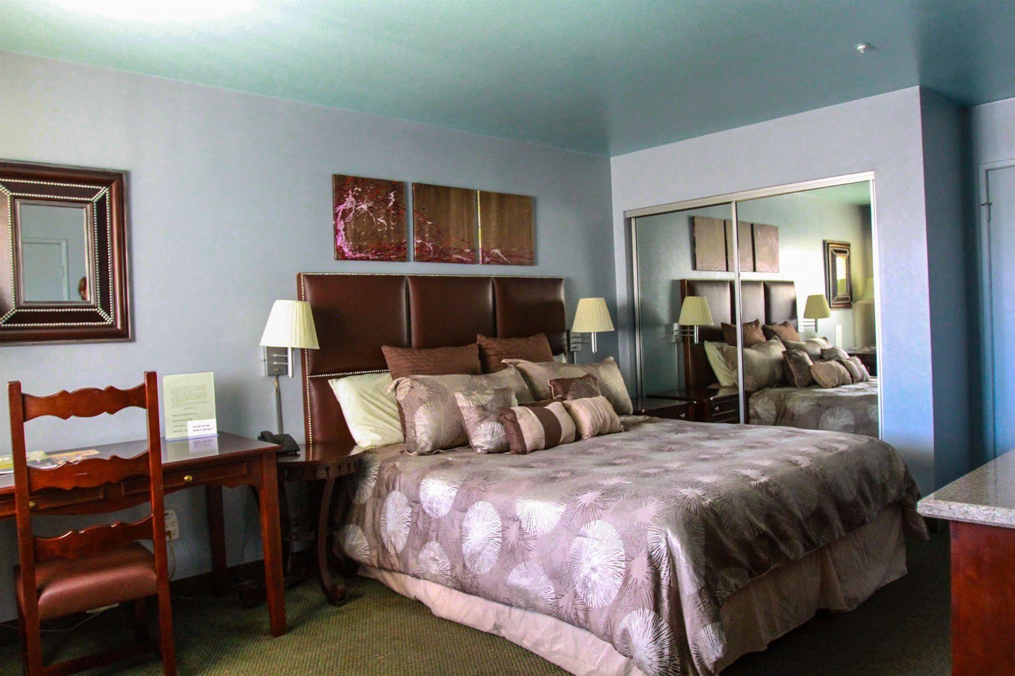 อาร์ต โฮเต็ล ลากูนาบีช เทรดมาร์ค คอลเลคชั่น บาย วินด์แฮม Hotel ภายนอก รูปภาพ