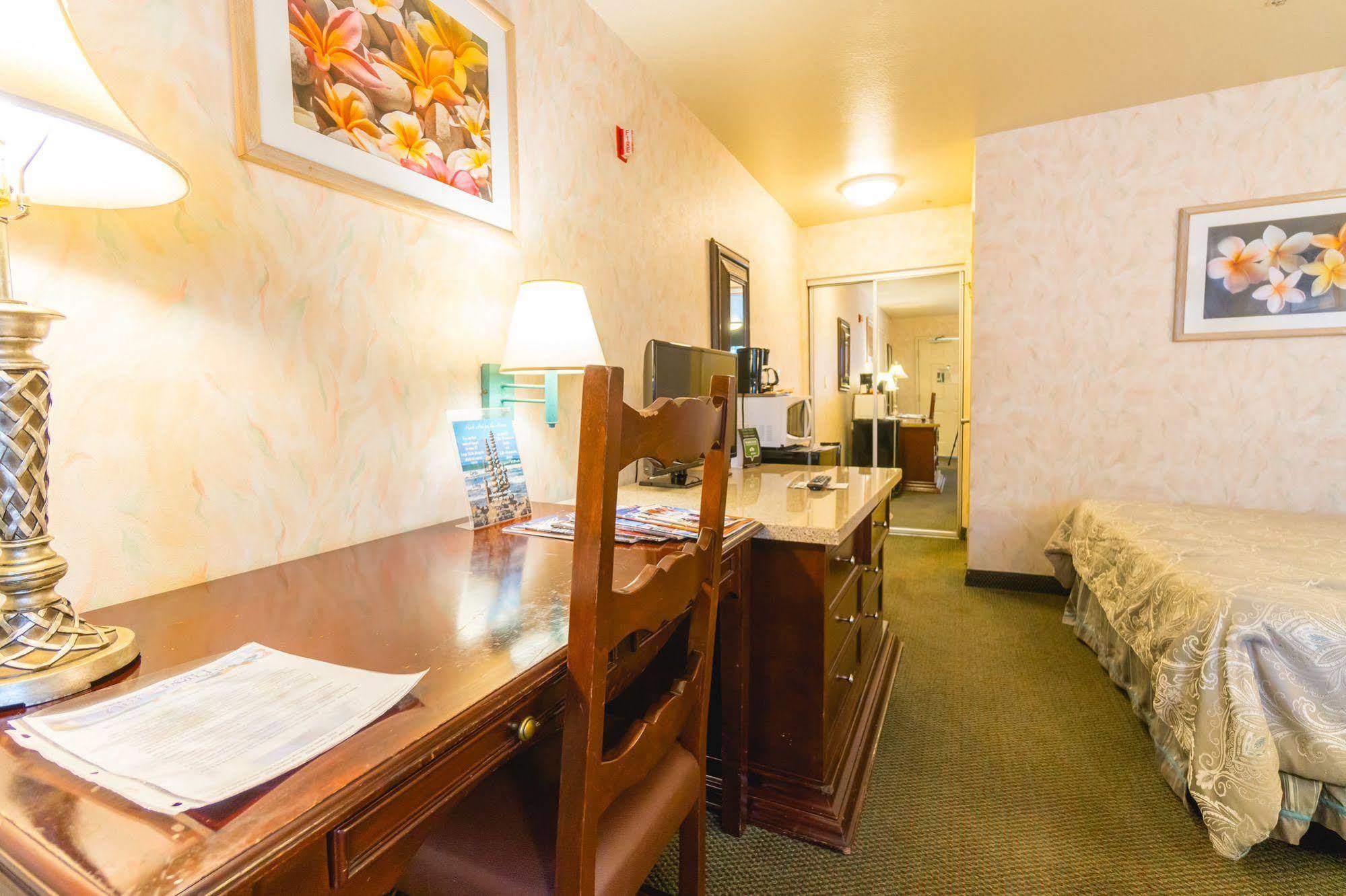 อาร์ต โฮเต็ล ลากูนาบีช เทรดมาร์ค คอลเลคชั่น บาย วินด์แฮม Hotel ภายนอก รูปภาพ