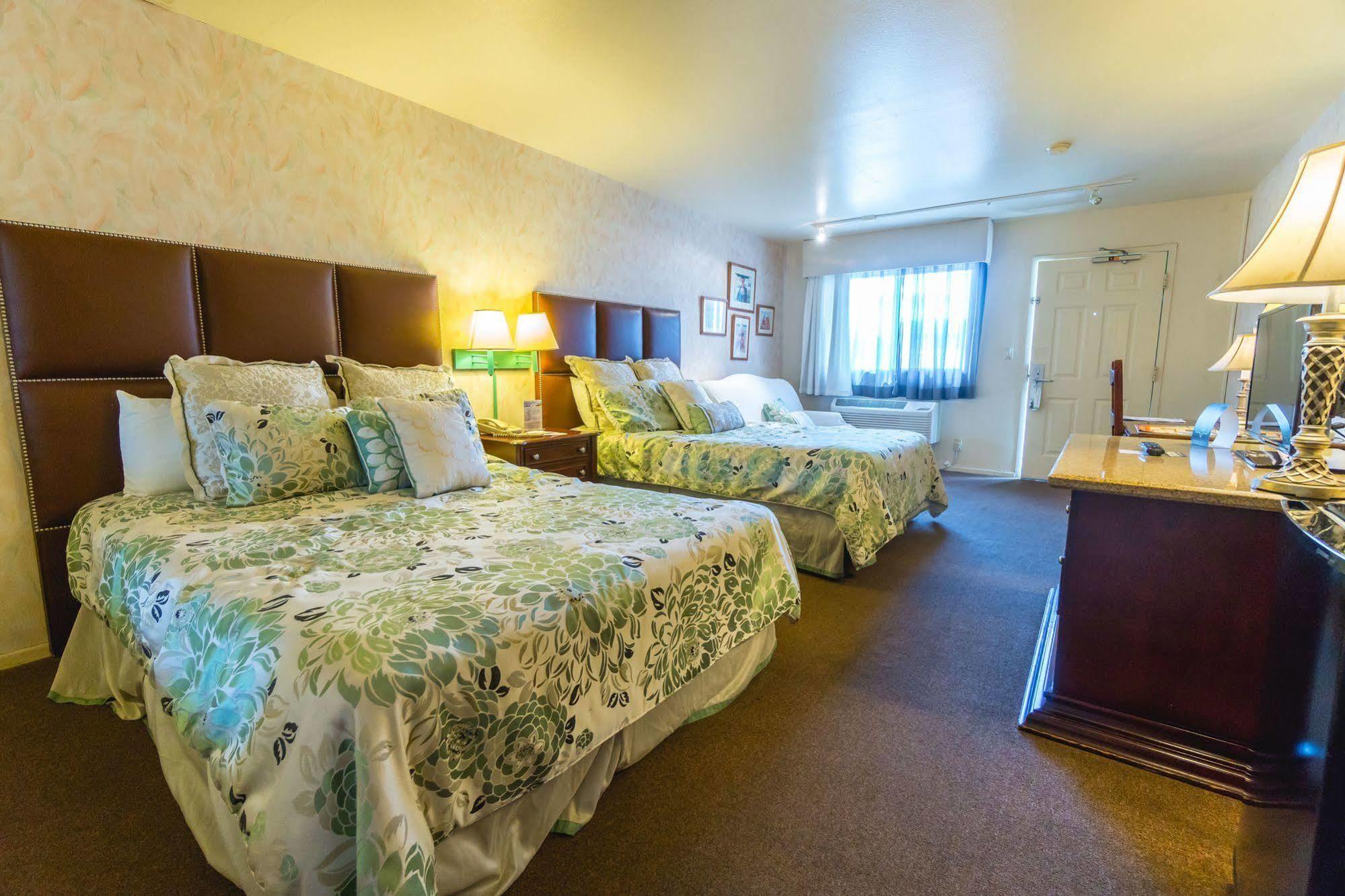 อาร์ต โฮเต็ล ลากูนาบีช เทรดมาร์ค คอลเลคชั่น บาย วินด์แฮม Hotel ภายนอก รูปภาพ